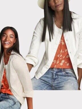 Cabi Castaway Jacket 5479 white denim Size Medium Cotton Blend